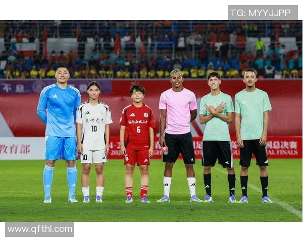 加克波的崛起之路：从青涩小将到足球场上的闪耀明星